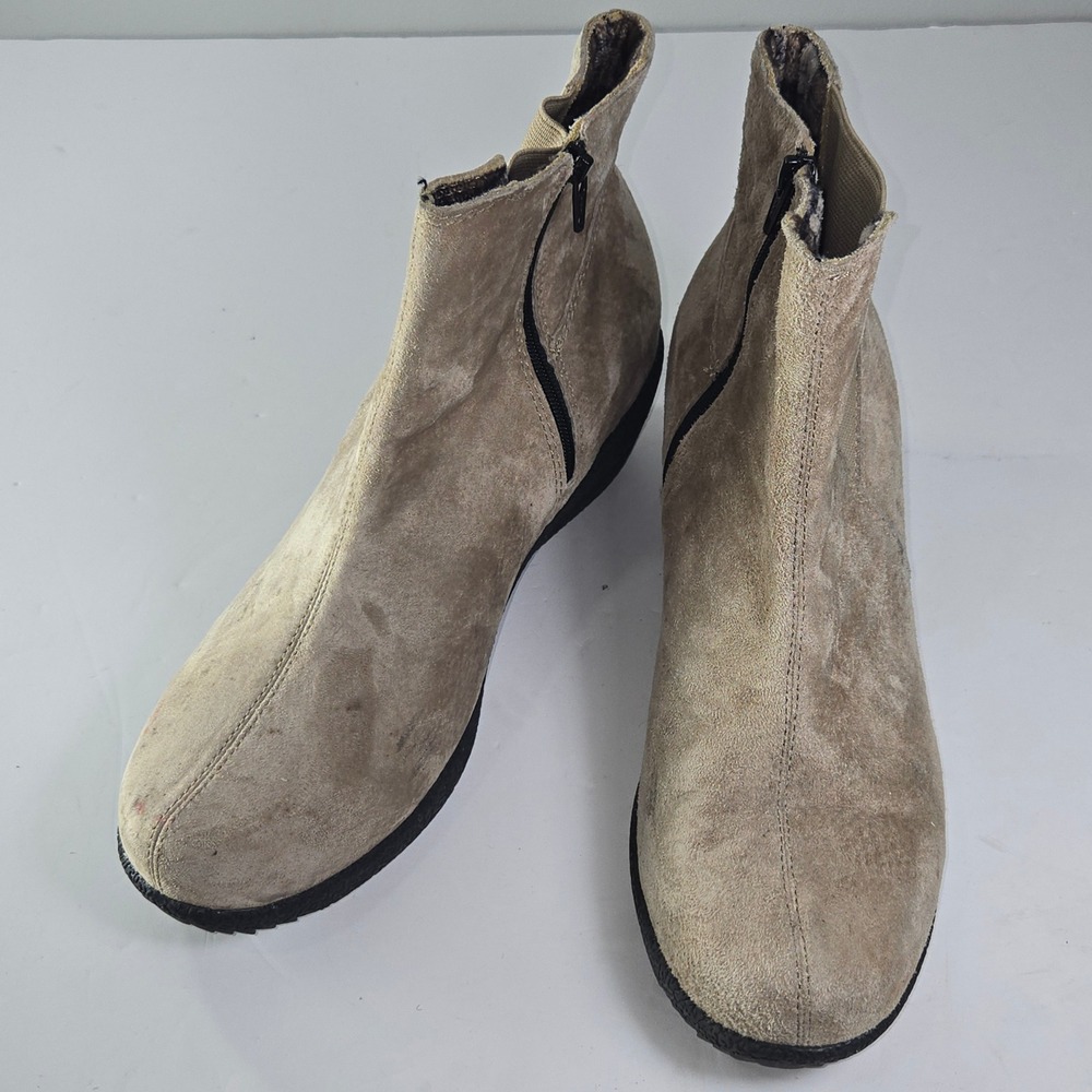 Propet WG003 Tan Suede Wedge Ankle Boots Side Zip Women 8 1/2 N AA